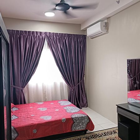 Aisy Homestay Putrajaya Cyberjaya Klia Kampung Dengkil Bagian luar foto