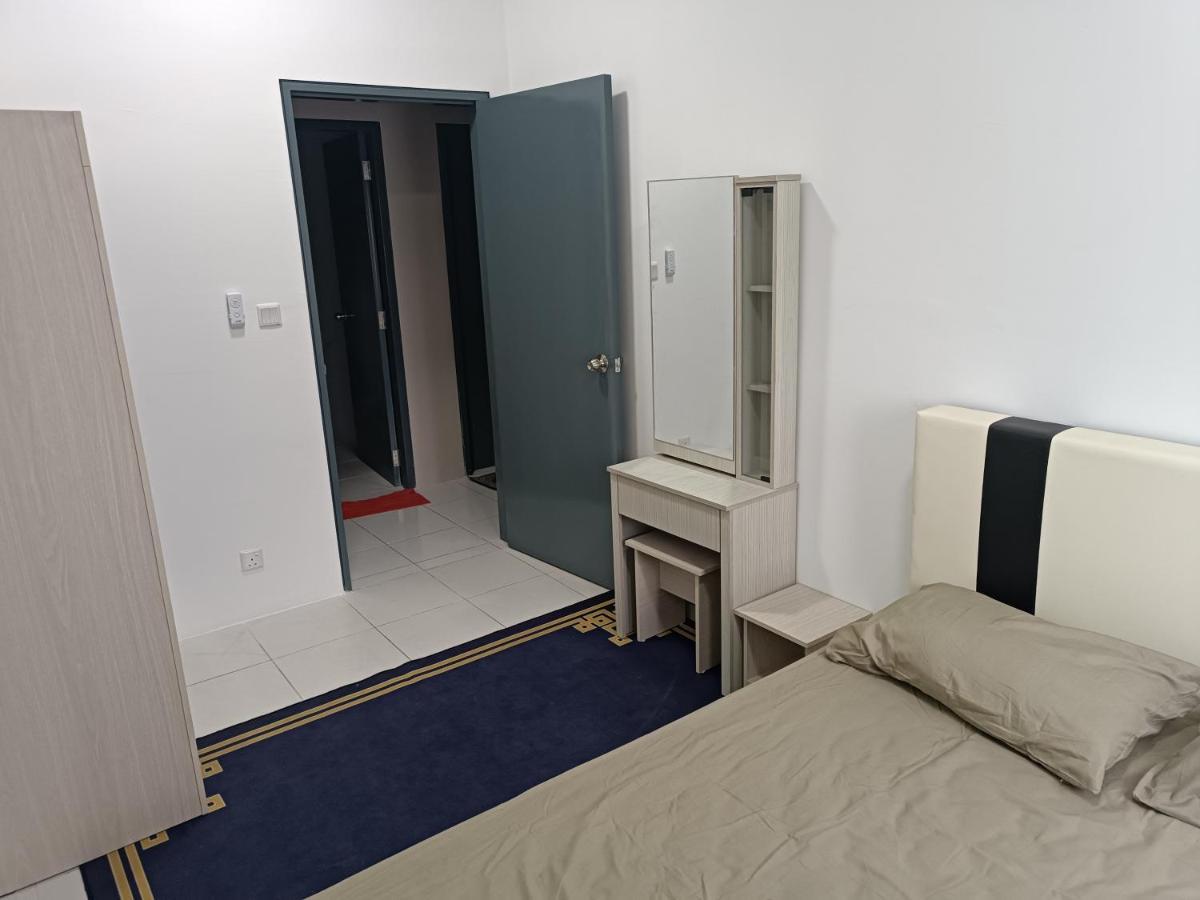 Aisy Homestay Putrajaya Cyberjaya Klia Kampung Dengkil Bagian luar foto